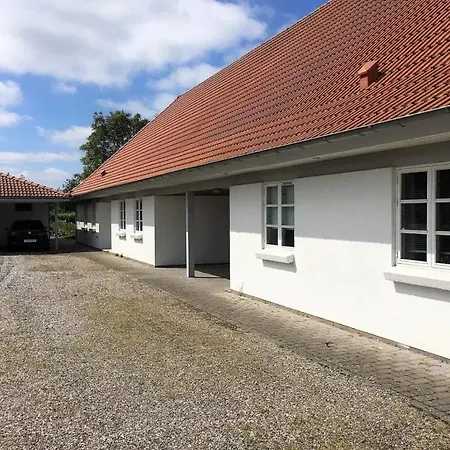 Wonderful 3 Bedroom House For 6 Persons Near - Free Parking Lejlighed